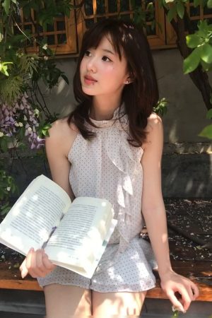 French-Style High-End Sleeveless Halter Polka Dot Dress for Women - Trendy Summer Short Skirt Outfit