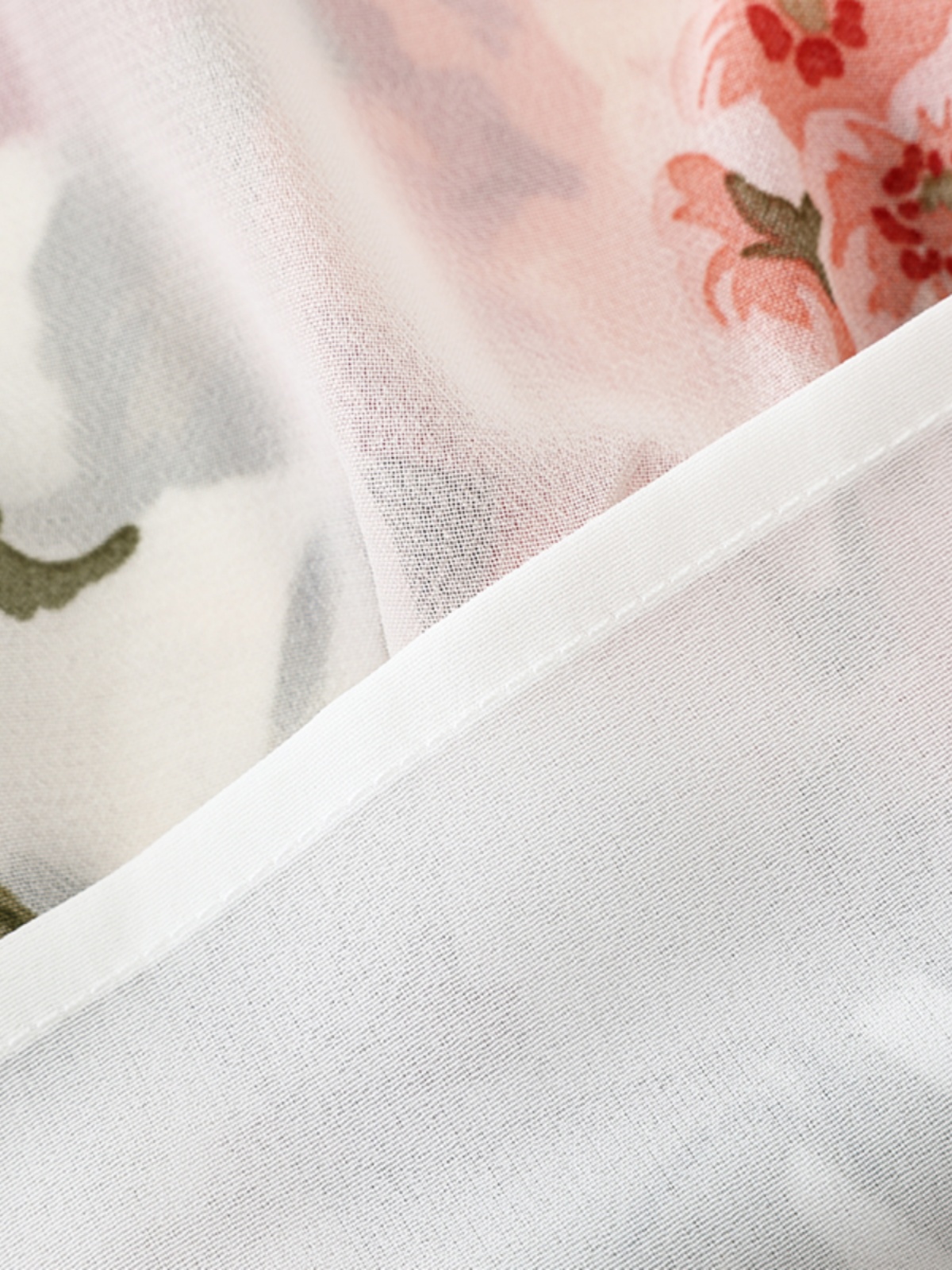 French-Style Long White Dress for Women - 2025 Summer Vacation Look, Yu Shuxin Inspired, Chic & Elegant Fashion Essential French-Style Long White Dress for Women - 2025 Summer Vacation Look, Yu Shuxin Inspired, Chic & Elegant Fashion Essential