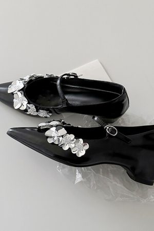 French Style One-Strap Chunky Heel Mary Jane Shoes, Pointed Toe, Shallow Mouth, Sheepskin Commuting High Heels