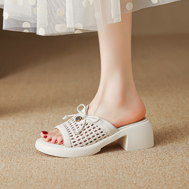 French Style Women's Thick-Soled Hollow Mesh High Heels - Comfortable Non-Fatigue Design, Perfect for Italian Corso Venezia Inspired Looks French Style Women's Thick-Soled Hollow Mesh High Heels - Comfortable Non-Fatigue Design, Perfect for Italian Corso Venezia Inspired Looks