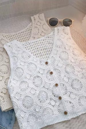 French V-Neck Sleeveless Lace Short Vest for Women - Slimming Summer Outerwear, Versatile Korean Style Top