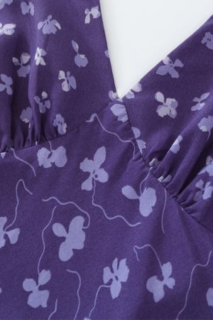 French Vintage Backless Floral Halter V-Neck Dress for Summer 2025 - Chic Vacation Style