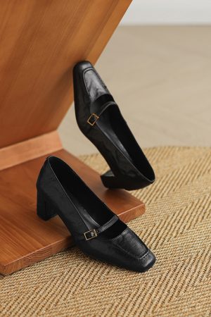 French Vintage Deer Print Genuine Leather One-Strap High-Heeled Shoes for Women - Elegant Chinese Artistic Style