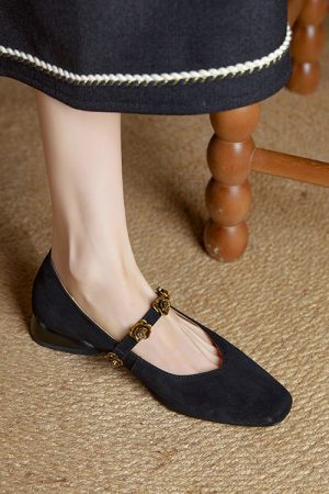 French Vintage Low-Heeled Mary Jane Shoes for Women - Versatile Square-Toe Flats in Italian Style