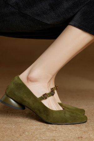 French Vintage Low-Heeled Mary Jane Shoes for Women - Versatile Square-Toe Flats in Italian Style