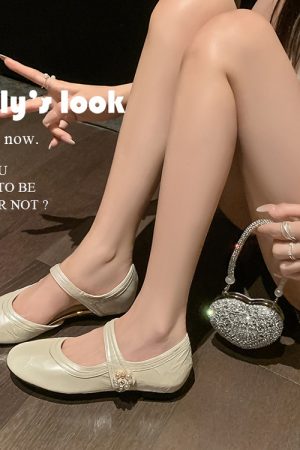 French Vintage One-Strap Side-Cut Mary Jane High Heels for Women - Fashionable and Versatile, Perfect for Stylish Outfits