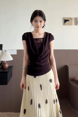 French Vintage Ruffled Collar T-Shirt for Women - Summer Lace Splicing, Waist-Cinching Slimming Short Sleeve Fitted Top