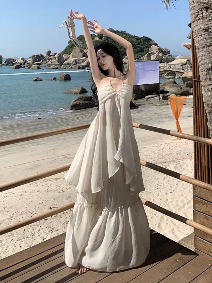 French Vintage Sexy Strapless Halter Dress with Flowing Long Skirt for Seaside Vacation - Boho Chic Summer Style French Vintage Sexy Strapless Halter Dress with Flowing Long Skirt for Seaside Vacation - Boho Chic Summer Style