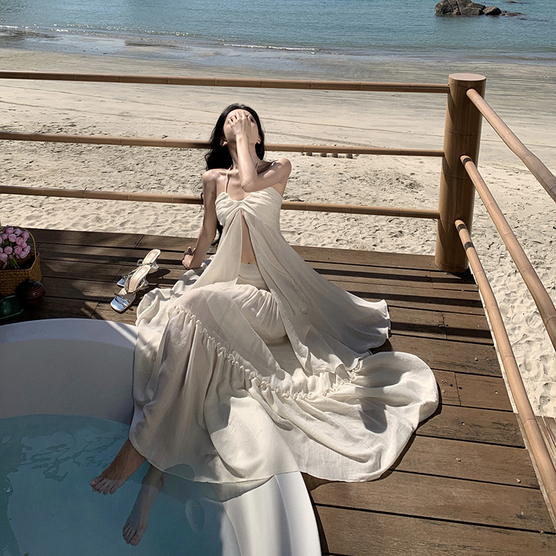 French Vintage Sexy Strapless Halter Dress with Flowing Long Skirt for Seaside Vacation - Boho Chic Summer Style French Vintage Sexy Strapless Halter Dress with Flowing Long Skirt for Seaside Vacation - Boho Chic Summer Style