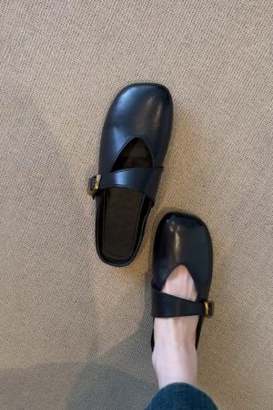 French Vintage Sheepskin Half Slippers for Women - Versatile Spring Flat Round-Toe Outdoor Slippers