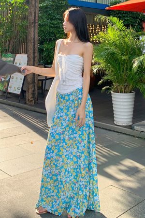 Fresh Floral Tie Low Waist Mid-Length Straight Skirt for Women - Beachy 90s Style Half Skirt