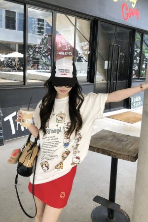 Fun Cartoon Print Short Sleeve T-shirt - Limited Time Offer, Trendy Design for Casual Wear, Perfect for Summer Style