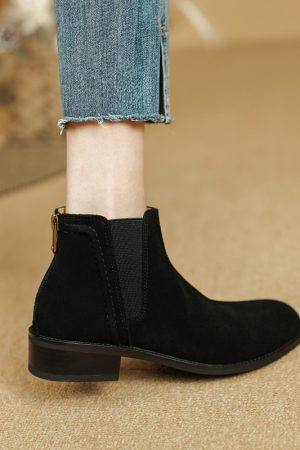 Genuine Leather Chelsea Short Boots for Women - Soft Sole, Non-Rubbing Ankle Boots in Italian Style, Perfect for Everyday Wear