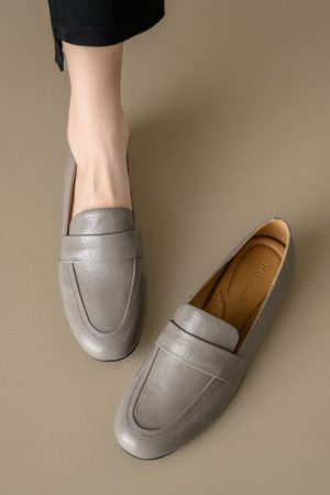 Genuine Leather Flat Loafers for Women â€“ Versatile Soft-Soled Driving Shoes, Italian Style Grandma Shoes