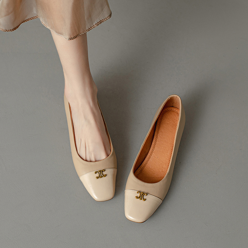 Genuine Leather French Literary Style Flat Shoes for Women - Elegant Gold Buckle, Square Toe, Low Chunky Heel, Chic Comfort Genuine Leather French Literary Style Flat Shoes for Women - Elegant Gold Buckle, Square Toe, Low Chunky Heel, Chic Comfort
