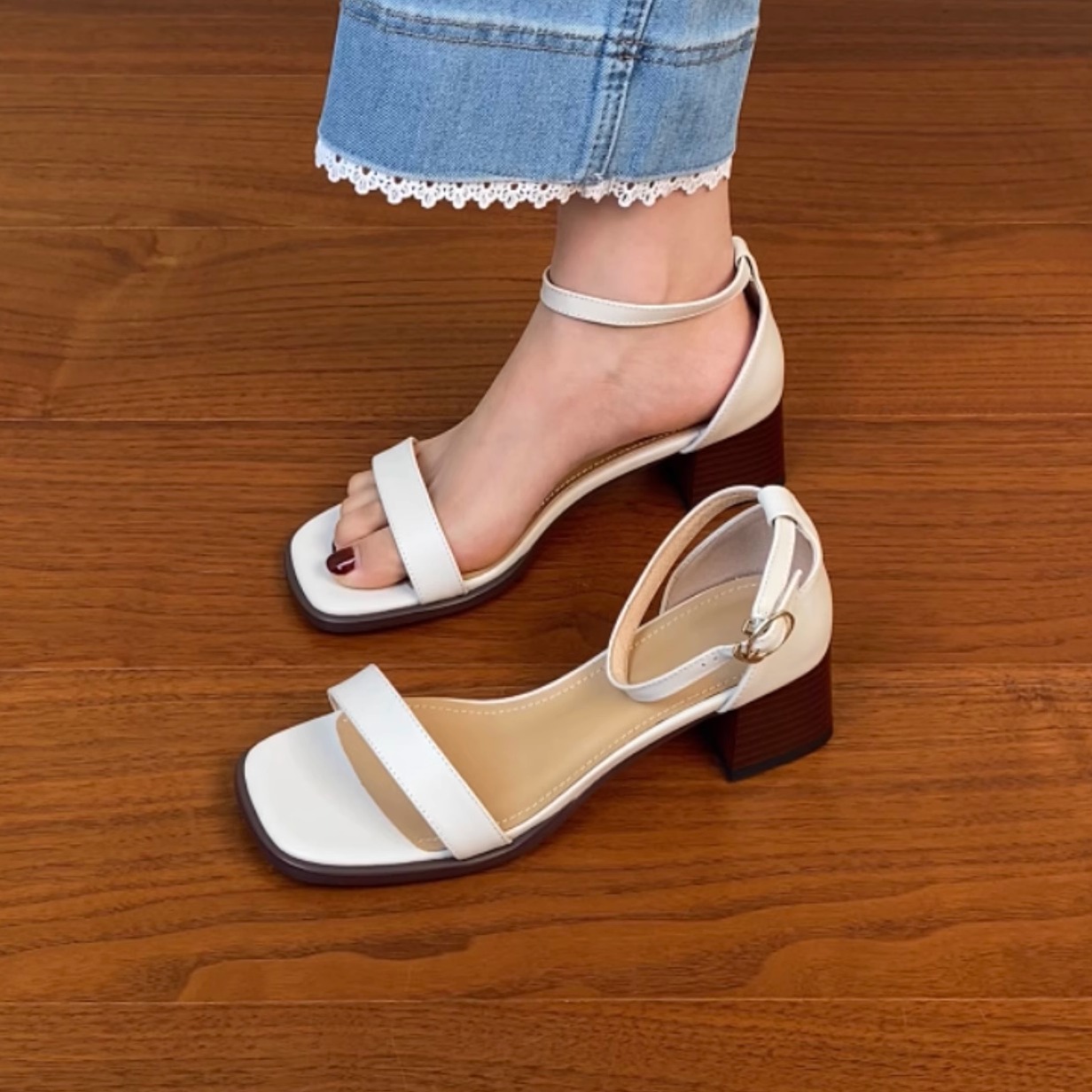 Genuine Leather One-Strap Thick-Heeled Open-Toe Sandals for Women - Summer Brown Square-Toe Mid-Heel Shoes Size 41 Genuine Leather One-Strap Thick-Heeled Open-Toe Sandals for Women - Summer Brown Square-Toe Mid-Heel Shoes Size 41