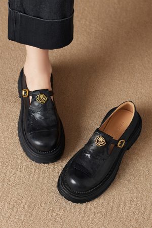 Genuine Leather Round Toe Camellia Loafers for Women - Retro Thick-Soled Flats for Commuting, Versatile Y2K Style Shoes