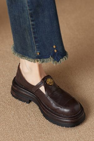 Genuine Leather Round Toe Camellia Loafers for Women - Retro Thick-Soled Flats for Commuting, Versatile Y2K Style Shoes