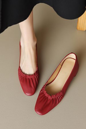 Genuine Leather Round Toe Pleated Chunky Mid-Heel Shoes for Women - Spring Versatile Style, Italian-Inspired Footwear