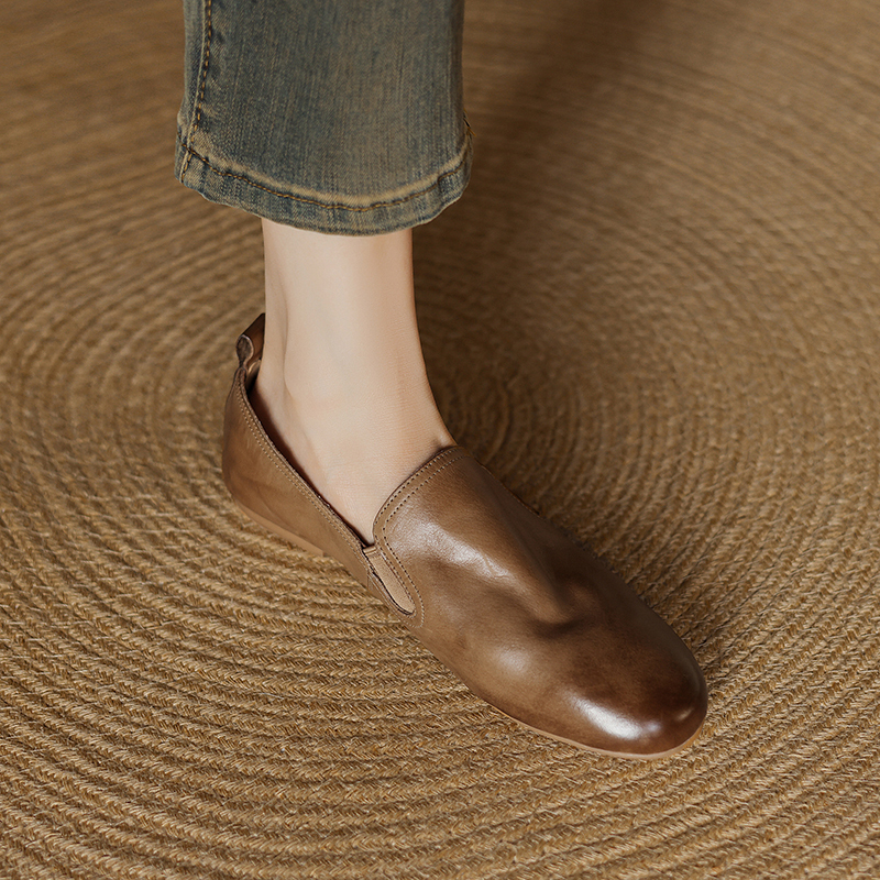 Genuine Leather Round Toe Slip-On Loafers for Women - Retro Vintage Flat Shoes Genuine Leather Round Toe Slip-On Loafers for Women - Retro Vintage Flat Shoes