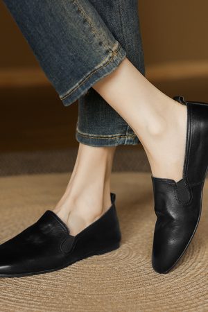 Genuine Leather Round Toe Slip-On Loafers for Women - Retro Vintage Flat Shoes