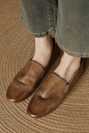 Genuine Leather Round Toe Slip-On Loafers for Women - Vintage French Style Flat Shoes - Autumn 2025 Fashion Footwear
