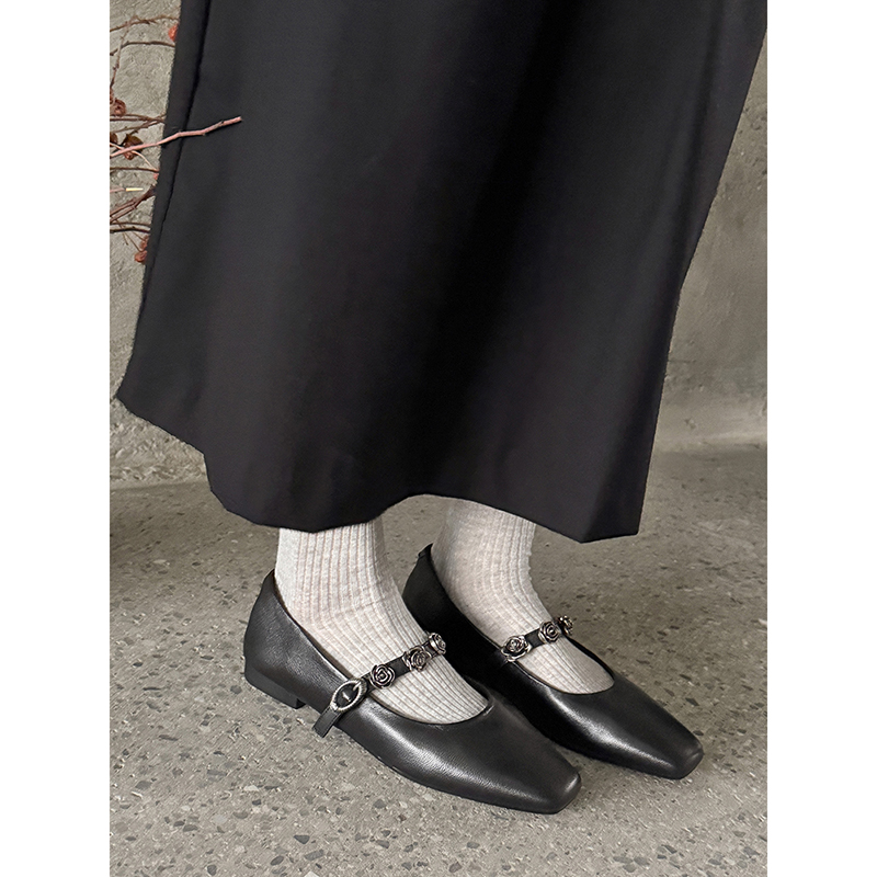 Genuine Leather Square Toe Camellia One-Strap Mary Jane Shoes for Women - Comfortable Versatile Flats for Everyday Wear Genuine Leather Square Toe Camellia One-Strap Mary Jane Shoes for Women - Comfortable Versatile Flats for Everyday Wear