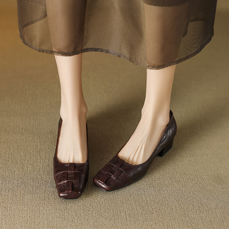 Genuine Leather Square Toe Woven Chunky Heel Shoes for Women - Versatile Commuting Style, Perfect for Work and Casual Wear Genuine Leather Square Toe Woven Chunky Heel Shoes for Women - Versatile Commuting Style, Perfect for Work and Casual Wear