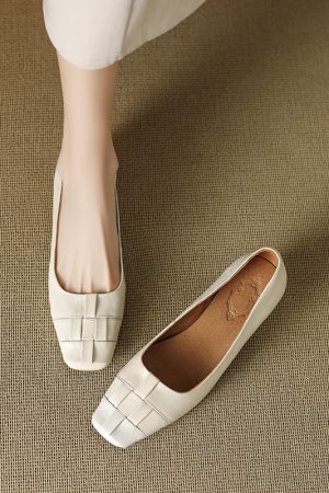 Genuine Leather Square Toe Woven Chunky Heel Shoes for Women - Versatile Commuting Style, Perfect for Work and Casual Wear