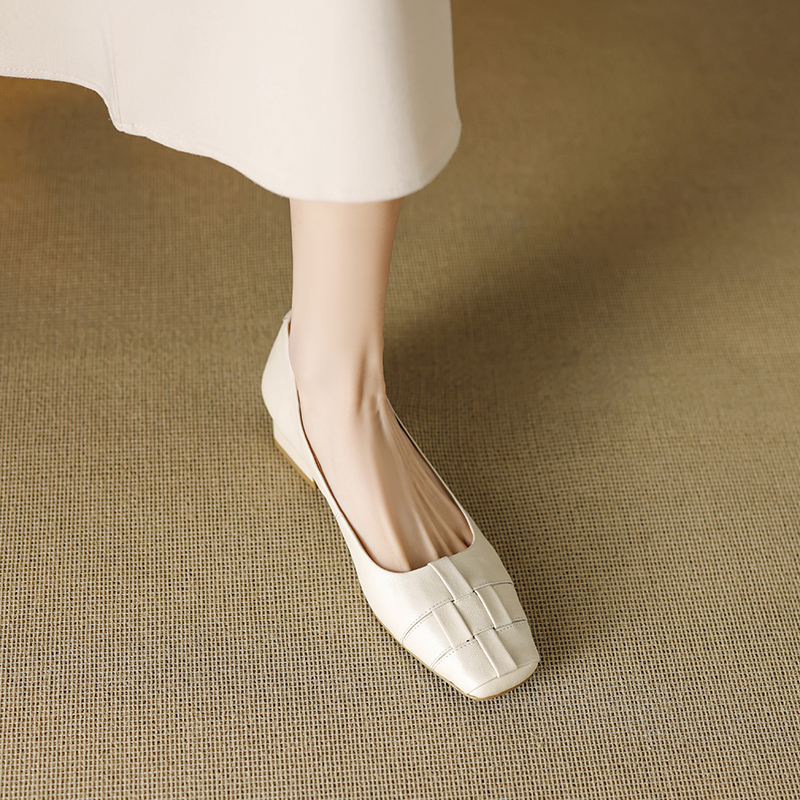 Genuine Leather Square Toe Woven Chunky Heel Shoes for Women - Versatile Commuting Style, Perfect for Work and Casual Wear Genuine Leather Square Toe Woven Chunky Heel Shoes for Women - Versatile Commuting Style, Perfect for Work and Casual Wear