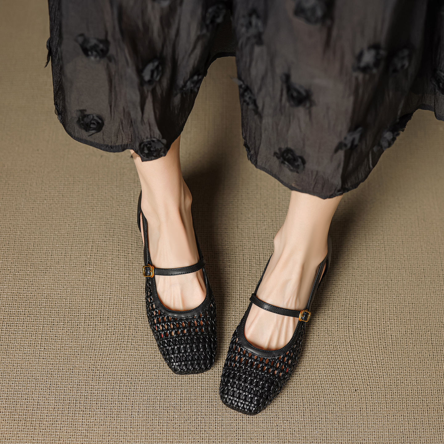 Genuine Leather Square Toe Woven Hollow Mary Jane Shoes for Women - 2025 Mid-Heel Strap Flats, Y2K Style Genuine Leather Square Toe Woven Hollow Mary Jane Shoes for Women - 2025 Mid-Heel Strap Flats, Y2K Style