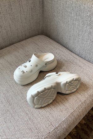 Genuine Leather Thick-Soled Closed-Toe Sandals for Women - 2025 Summer Versatile Half Slippers, Niche Fashion Footwear