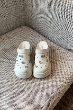 Genuine Leather Thick-Soled Closed-Toe Sandals for Women - 2025 Summer Versatile Half Slippers, Niche Fashion Footwear