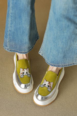Genuine Leather Thick-Soled Lucky Cat Embroidered Slip-On Loafers for Women - 2025 Height-Increasing Flats, Trendy Y2K Style