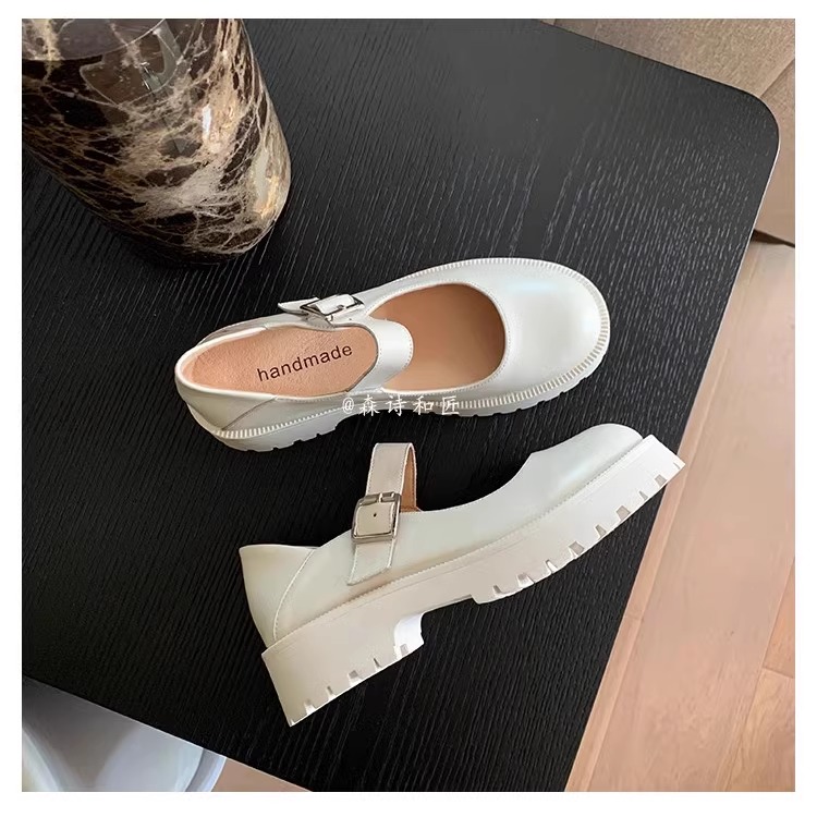 Genuine Leather Women's Flats, Sandals, Martin Boots & Mary Jane Shoes - Stylish Clearance Sale on Fashion Footwear Genuine Leather Women's Flats, Sandals, Martin Boots & Mary Jane Shoes - Stylish Clearance Sale on Fashion Footwear