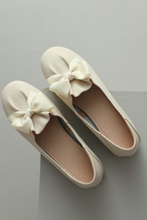 Giant Soft French Genuine Leather Women's Ballet Flats with Gentle Bow - Artistic Two-Way Design for Comfortable Everyday Style