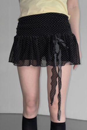 Girls' Butterfly Flower Polka Dot Pleated Skirt - Low Waist French Style, Cute Yarn Design for Women's Fashion