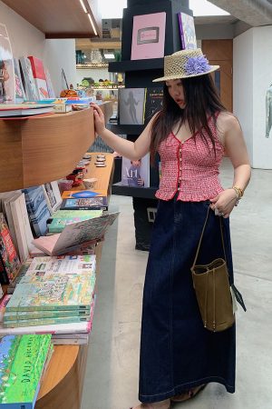 Gold Hollow Out Strap Tank Top for Women - Plus Size Summer Outfit, Big Support, Trendy Hot Girl Style 2025