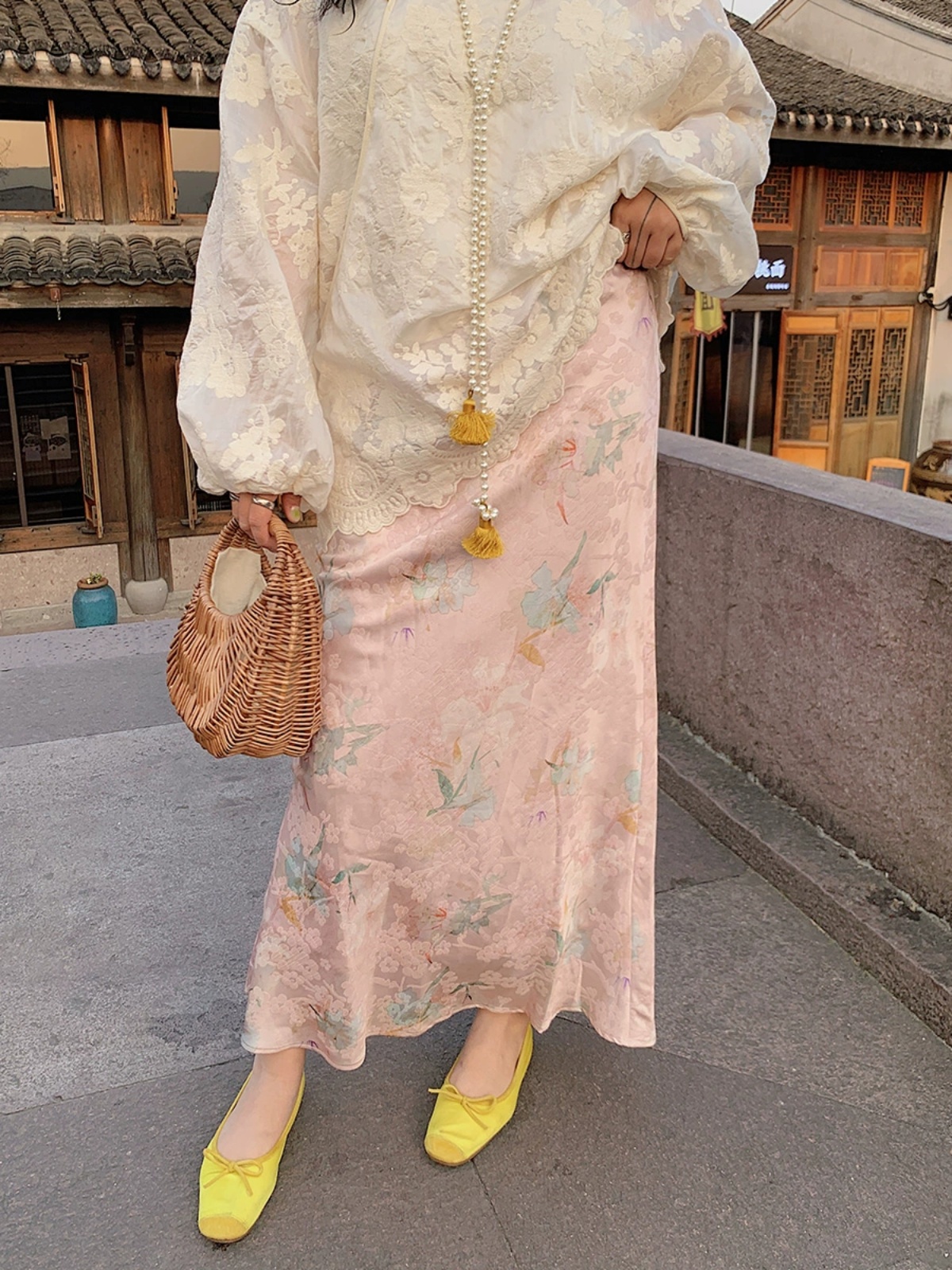 Gold Satin Fishtail Half Skirt for Women - Plus Size Retro Chinese Style National Wind 2025 Fashion Gold Satin Fishtail Half Skirt for Women - Plus Size Retro Chinese Style National Wind 2025 Fashion