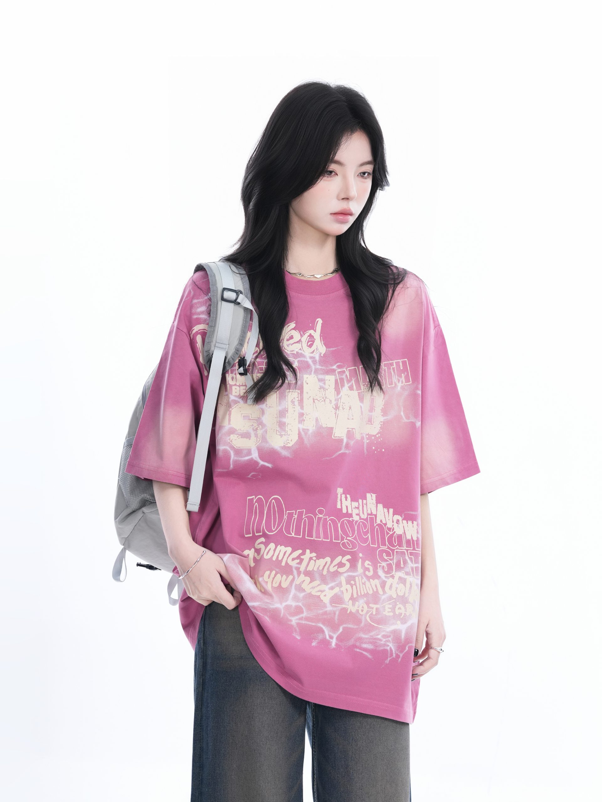 Gradient Pink Oversized Short Sleeve T-Shirt for Women - Trendy American High Street Style with Sit and Eat Until the Mountains Are Empty Design Gradient Pink Oversized Short Sleeve T-Shirt for Women - Trendy American High Street Style with Sit and Eat Until the Mountains Are Empty Design