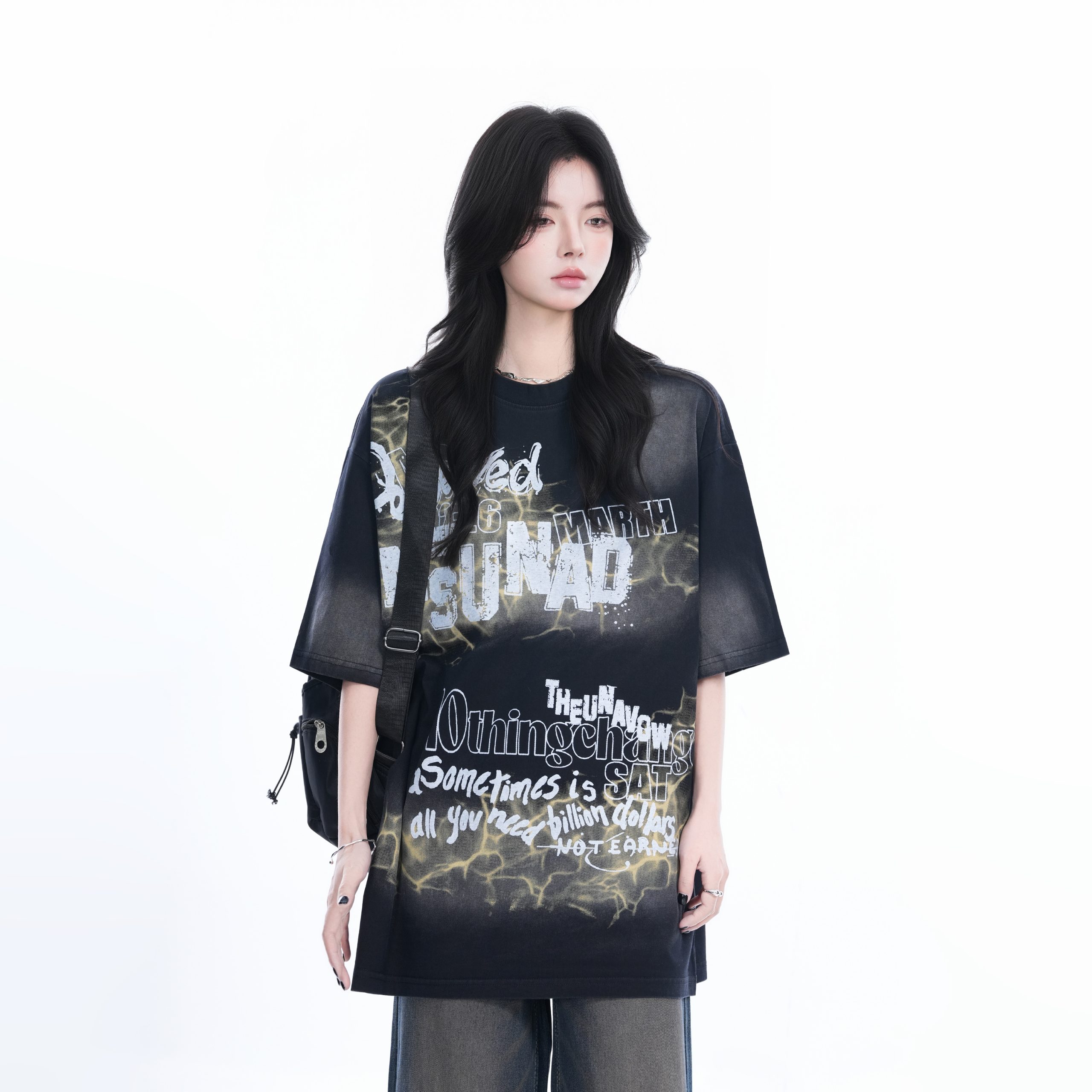 Gradient Pink Oversized Short Sleeve T-Shirt for Women - Trendy American High Street Style with Sit and Eat Until the Mountains Are Empty Design Gradient Pink Oversized Short Sleeve T-Shirt for Women - Trendy American High Street Style with Sit and Eat Until the Mountains Are Empty Design