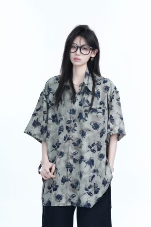 Graffiti Black Rose Short Sleeve Shirt for Women - Loose Lightweight Urban Style Top