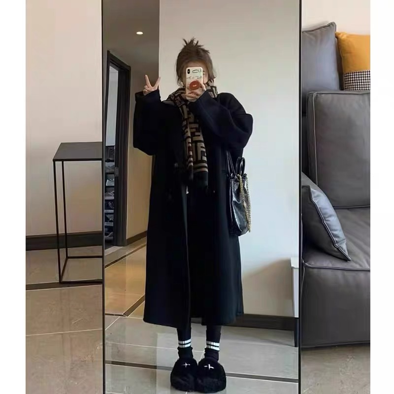 Gray Reversible Cashmere Coat for Women - High-End Woolen Jacket, Mid-Length, Korean Style, Autumn Winter 2024 Fashion Gray Reversible Cashmere Coat for Women - High-End Woolen Jacket, Mid-Length, Korean Style, Autumn Winter 2024 Fashion