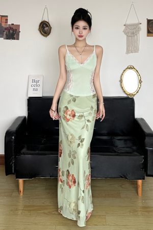 Green and Fresh Floral Mesh Midi Skirt - Women's Elegant Chinese Style Draped Design for a Chic Look