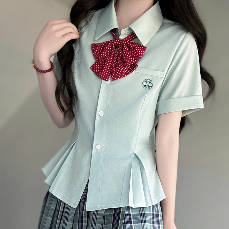 Green Folded Edge Short Sleeve Shirt for Women - Pudding Bear Original JK Uniform College Style, Summer Waist-Defined Design Green Folded Edge Short Sleeve Shirt for Women - Pudding Bear Original JK Uniform College Style, Summer Waist-Defined Design