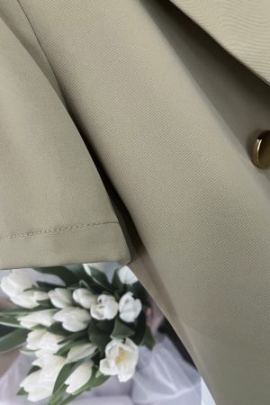 Green Lightweight British-Style Short Sleeve Blazer for Women, Vintage Charm with Metal Buttons, 2025 Summer Fashion