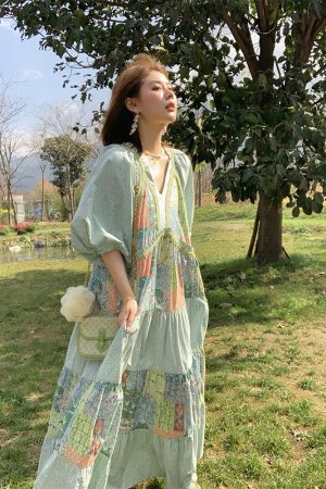 Green Retro V-Neck Dress for Women - Bohemian Long Skirt, Vintage Style, Spring Fashion, Summer of the Cicada