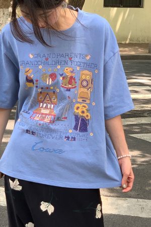 Green Short Sleeve Vintage T-Shirt for Women with Japanese Retro Girl Print, Loose Fit Pure Cotton Summer Top