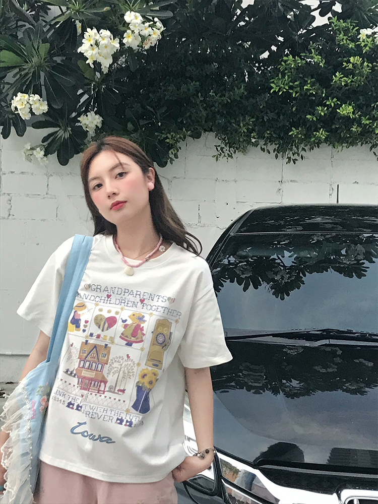 Green Short Sleeve Vintage T-Shirt for Women with Japanese Retro Girl Print, Loose Fit Pure Cotton Summer Top Green Short Sleeve Vintage T-Shirt for Women with Japanese Retro Girl Print, Loose Fit Pure Cotton Summer Top