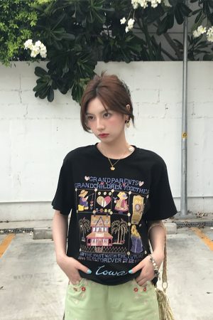Green Short Sleeve Vintage T-Shirt for Women with Japanese Retro Girl Print, Loose Fit Pure Cotton Summer Top